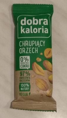 Baton owocowy chrupiący orzech